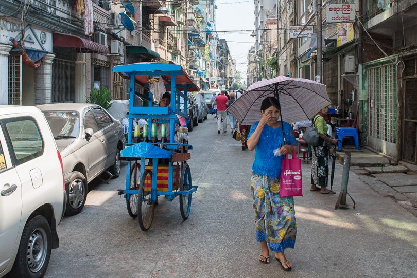 Myanmar, Rangun, Yangon, Frau