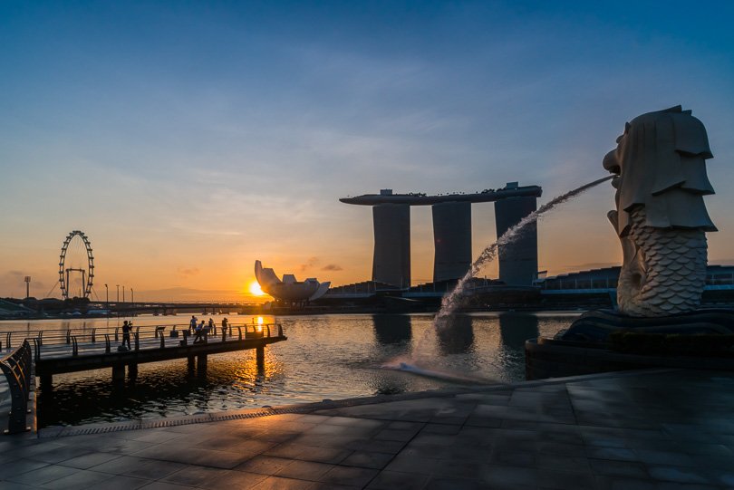 Singapur Highlights, Merlion Park an der Marina Bay, Sonnenaufgang, Singapore Flyer