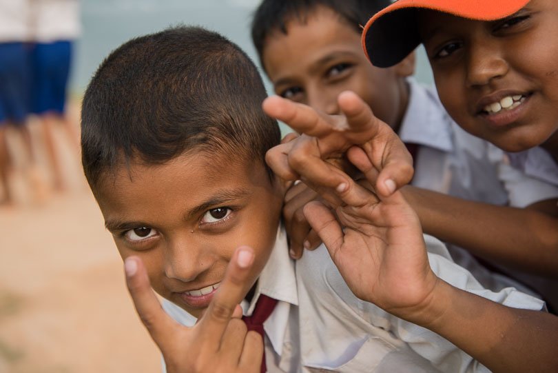 Menschen aus aller Welt: Schüler in Sri Lanka