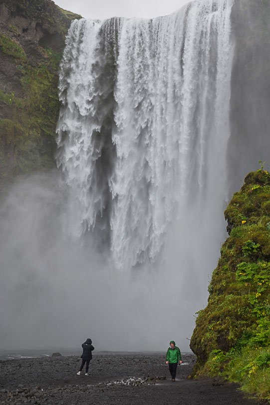 Island, Wasserfall Skogafoss, Sehenswuerdigkeiten