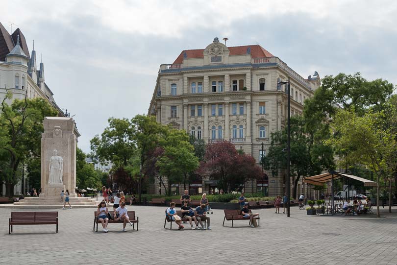Budapest: Märtyrerdenkmal nahe dem Parlament